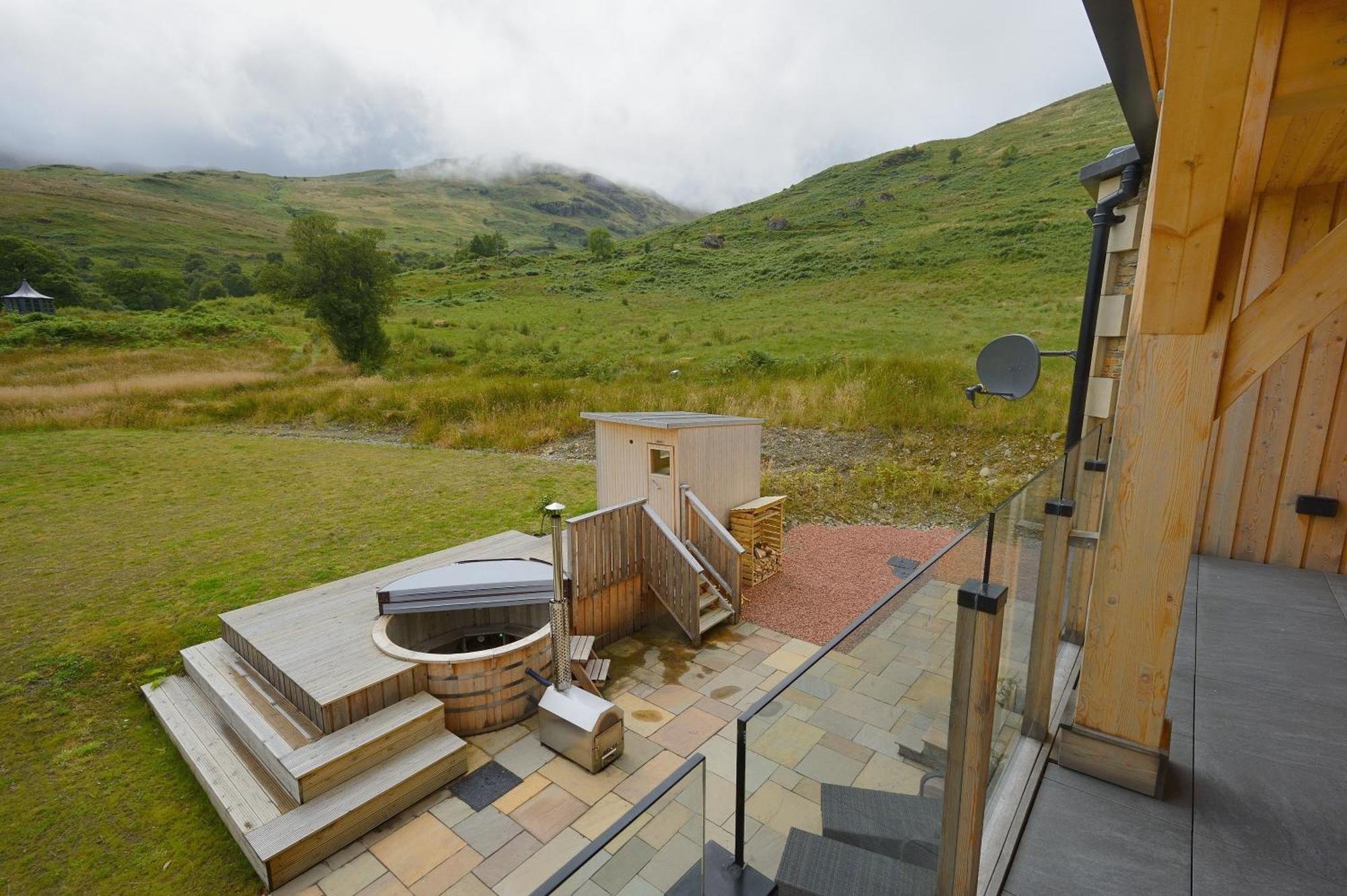 The Lodge At Carrick Castle Estate Cairndow Exteriör bild