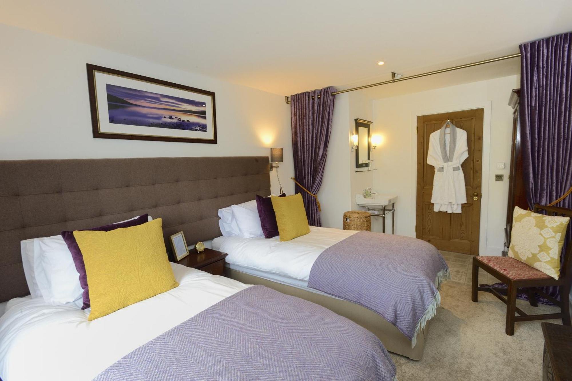 The Lodge At Carrick Castle Estate Cairndow Exteriör bild