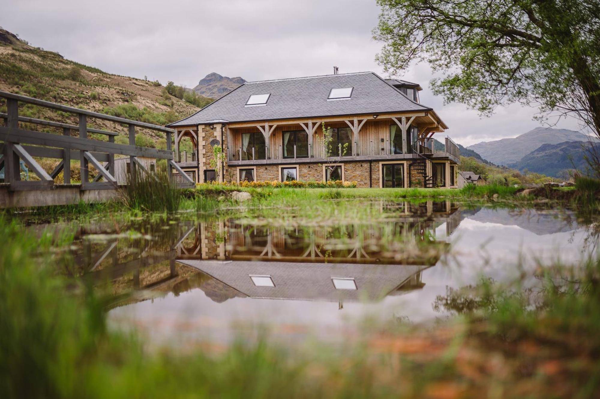 The Lodge At Carrick Castle Estate Cairndow Exteriör bild